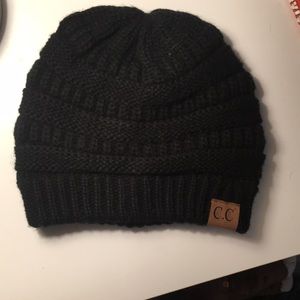Black CC beanie